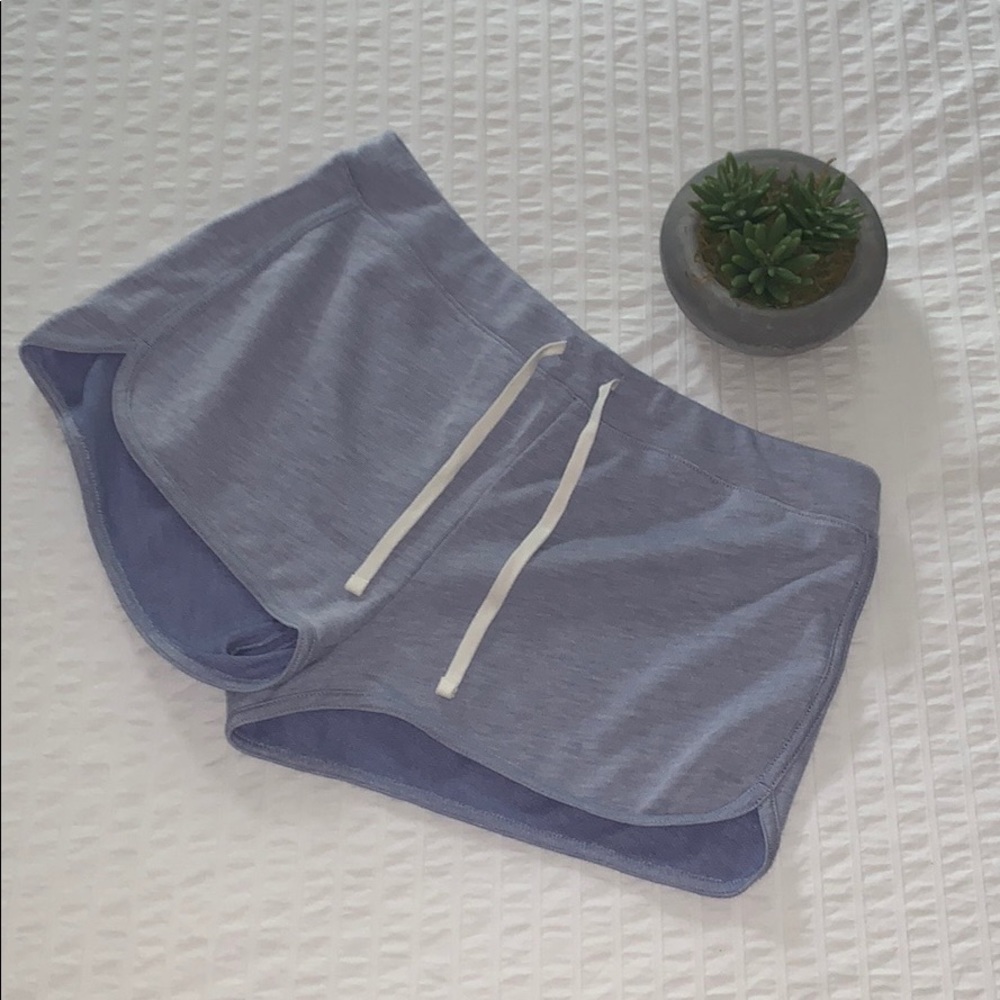 Women’s Light Blue Old Navy Shorts - Size Small